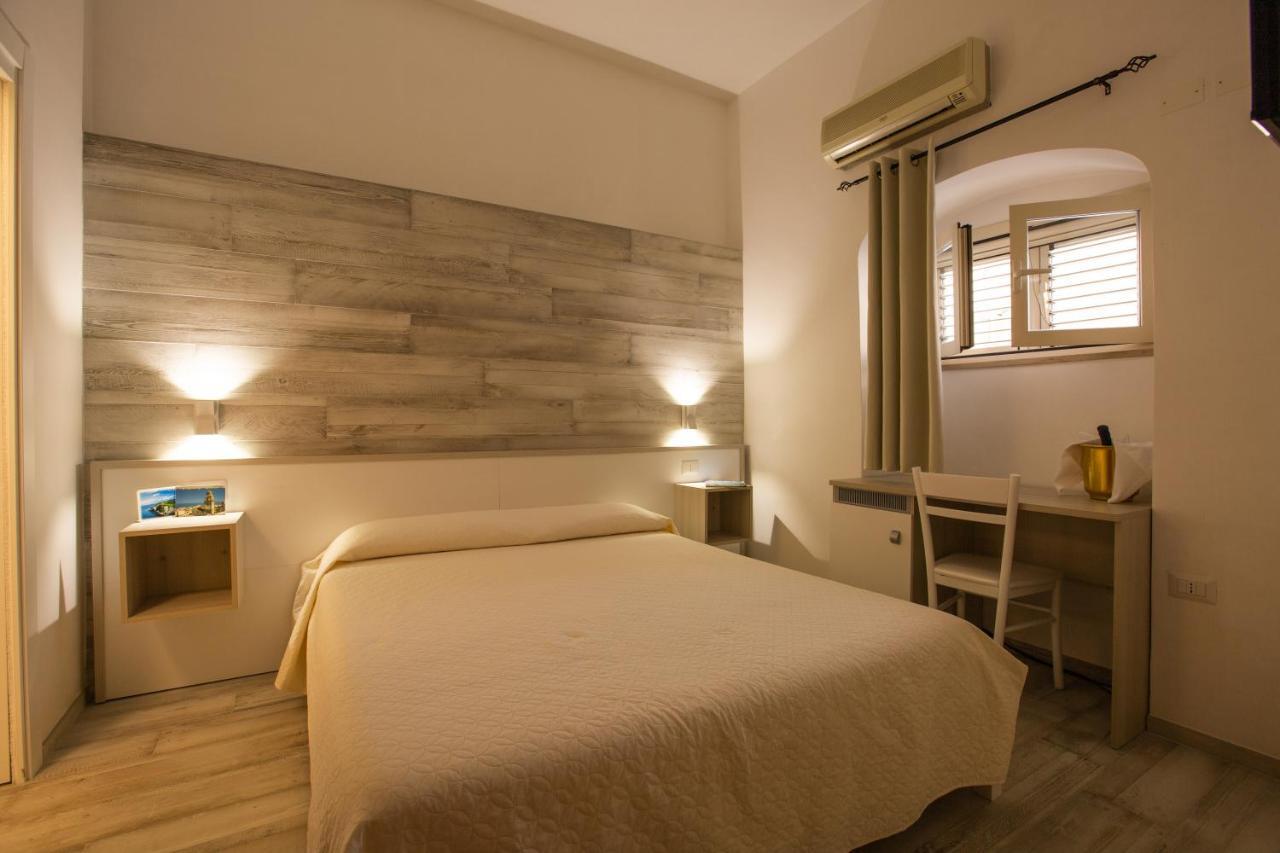 Albergo Labotte Vieste Exterior foto